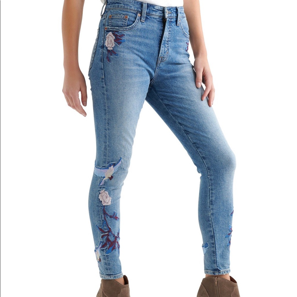 Rare Embroidered Lucky Brand Jeans